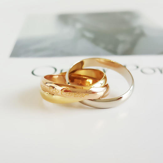 【天然正品】AU750三色金简约时尚定制款戒指13号（皆取最大值）女士现售价：6280！110825TJ26 商品图3