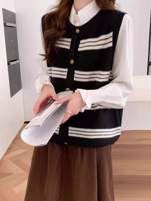 【孤品捡漏】G140黑白金扣条纹马甲-喜出 商品图0