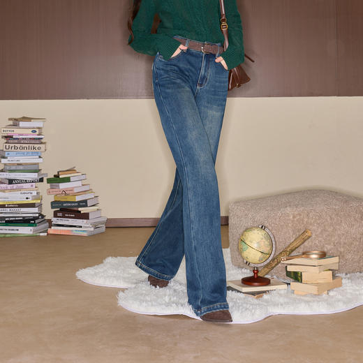 三彩独醒2025冬季新款磨毛牛仔裤休闲微喇裤复古喇叭裤长裤F 商品图2