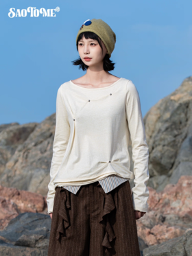 早乙女惠子saotome/STMTX13265/不规则打褶铆钉长袖T恤