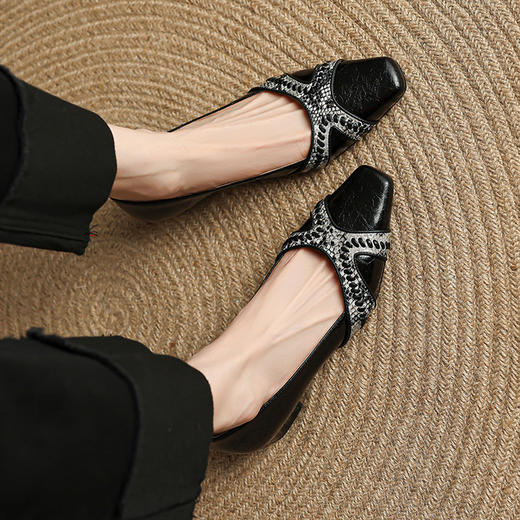 【预售5天】法式复古方头浅口单鞋，小皮鞋真皮羊皮粗低跟通勤女鞋子HCYYHD&6343 商品图1