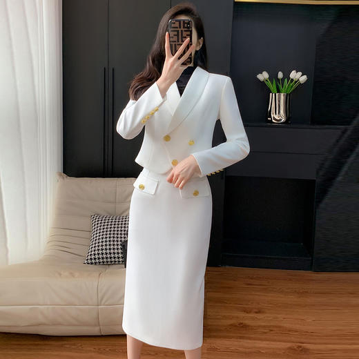 奢姿女装2025秋季时尚金色纽扣装饰西装套装裙气质干练通勤套装2509723830 商品图0