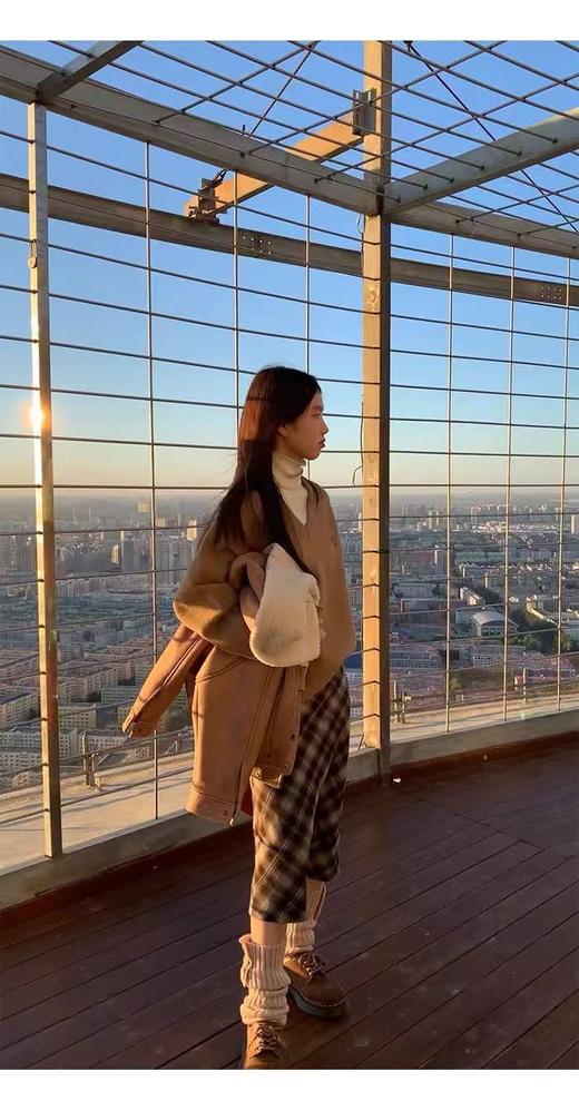 【孤品捡漏】（样衣）G71 卡其v领字母刺绣针织毛衫-喜出 商品图1