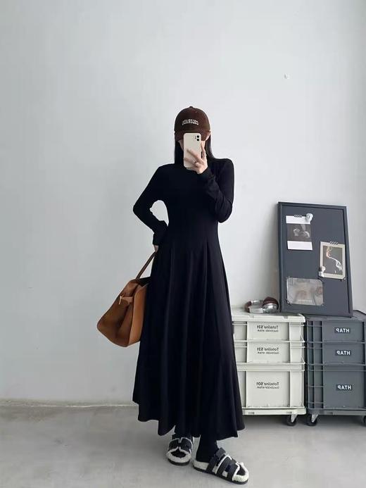 【孤品捡漏】（面料超舒服）G144黑色94.9%粘纤莫代尔大裙摆半高领连衣裙-喜出 商品图2