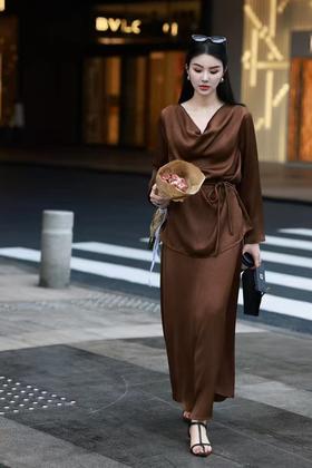 QG0827#冷素雅高级感·醋酸荡领套裙