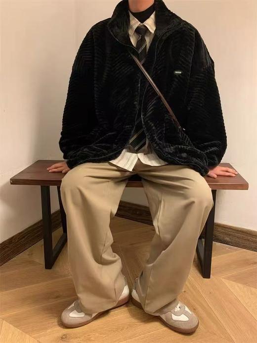 【孤品捡漏】G57男女款秋冬夹棉毛毛宽松外套-喜出 商品图1