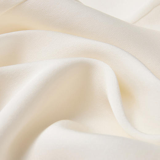 PURE TOUCH 白色飘带V领真丝衬衫 商品图2