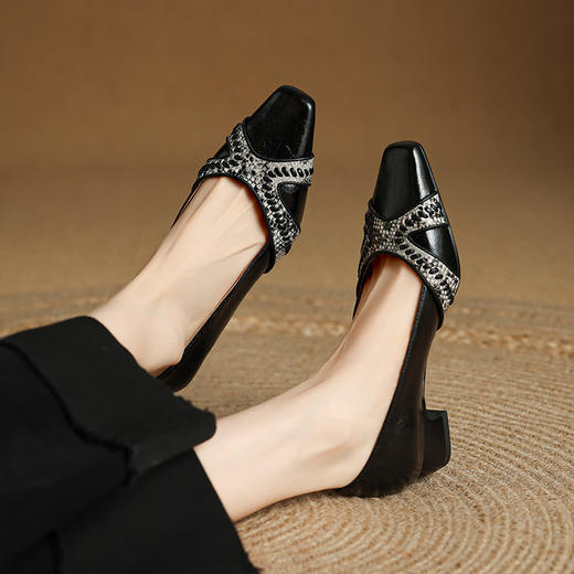 【预售5天】法式复古方头浅口单鞋女新款小皮鞋真皮羊皮粗低跟通勤女鞋子HCYYHD&6343 商品图0