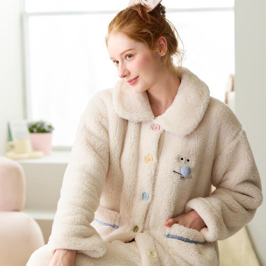 芬腾女士新款冬季睡衣珊瑚绒加绒加厚保暖翻领开衫可爱家居服套装 商品图0