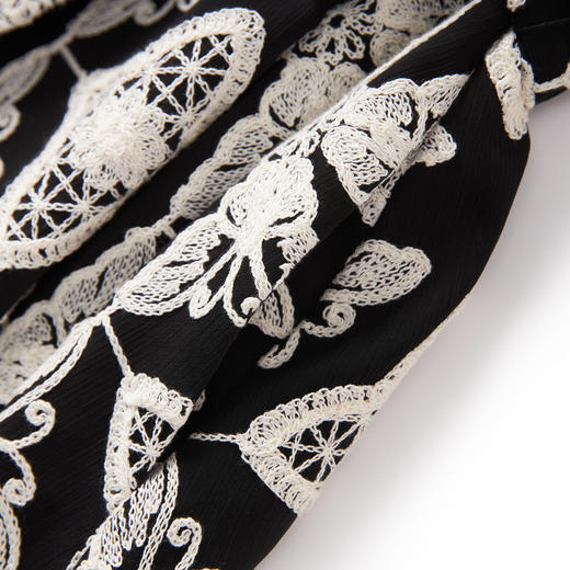 「高货wl」全新升级【铂金会员330/天猫449/差价119】(94931)洛诗琳气质轻奢刺绣花连衣裙2025秋季收腰显瘦大摆A字裙女 商品图2