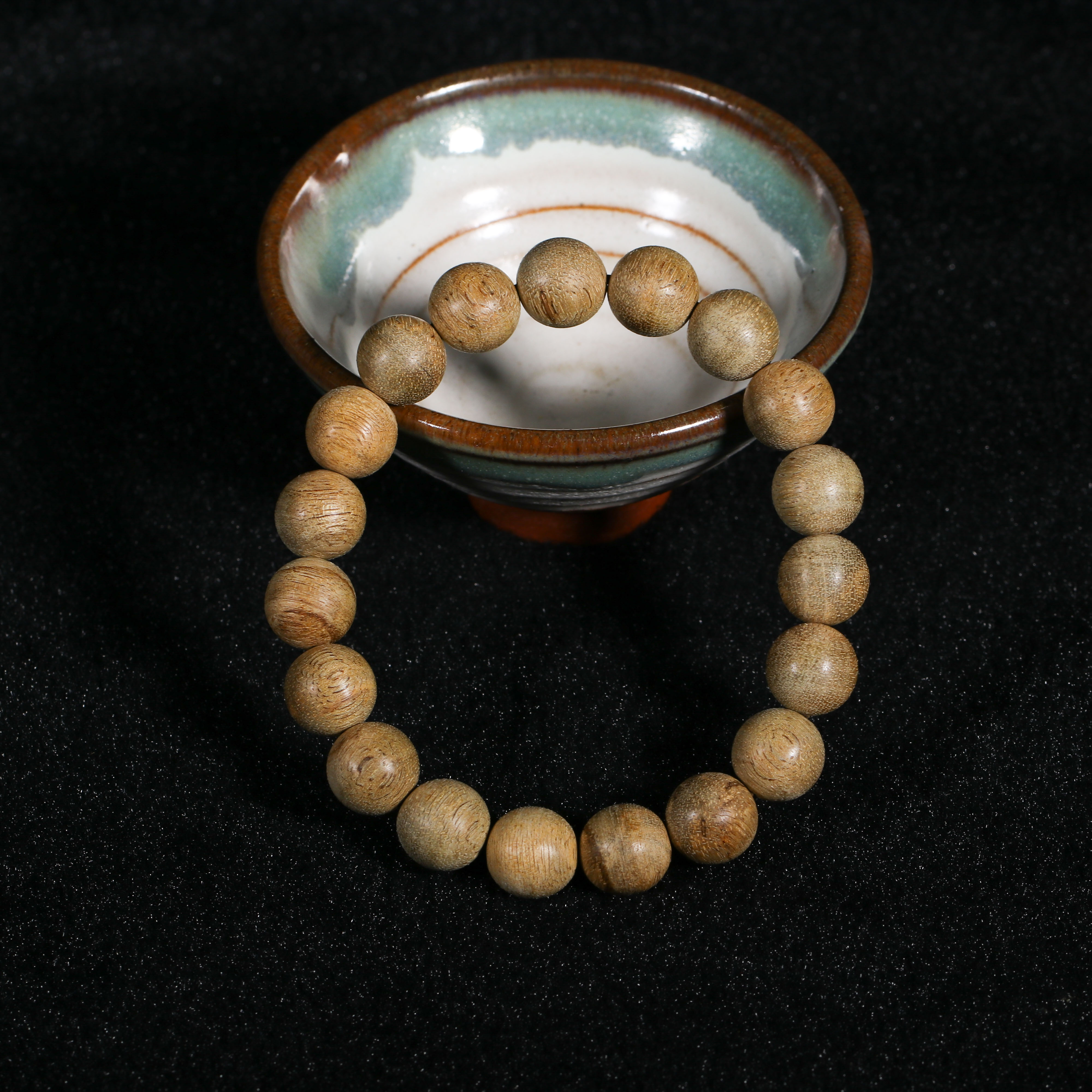 AN0826-019 柬埔寨手串 11.6mm 19颗  3串