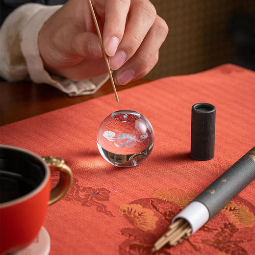 热卖！上新了故宫·百事如意茶香茶具套组礼盒 一套内含茶壶、茶杯、檀香、水晶香坐、杯垫 精选德化陶瓷 典雅华丽 商品图6