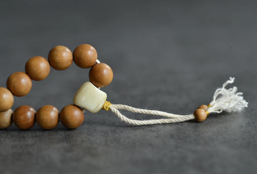 老山檀老象牙三通手串 商品图3