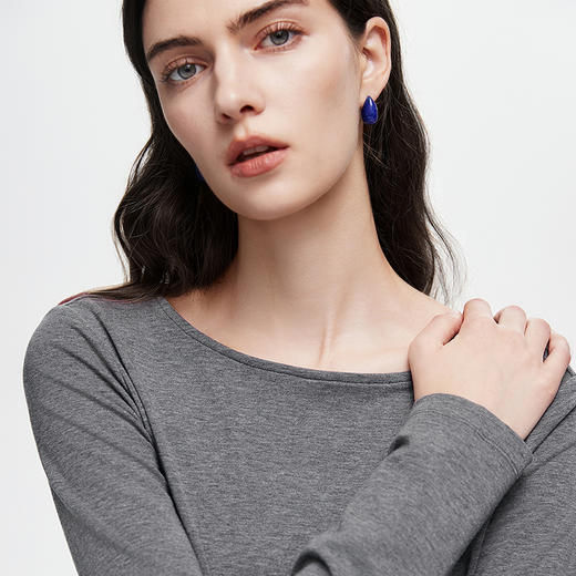 棉仓366601021-25秋简约一字领T恤 商品图3