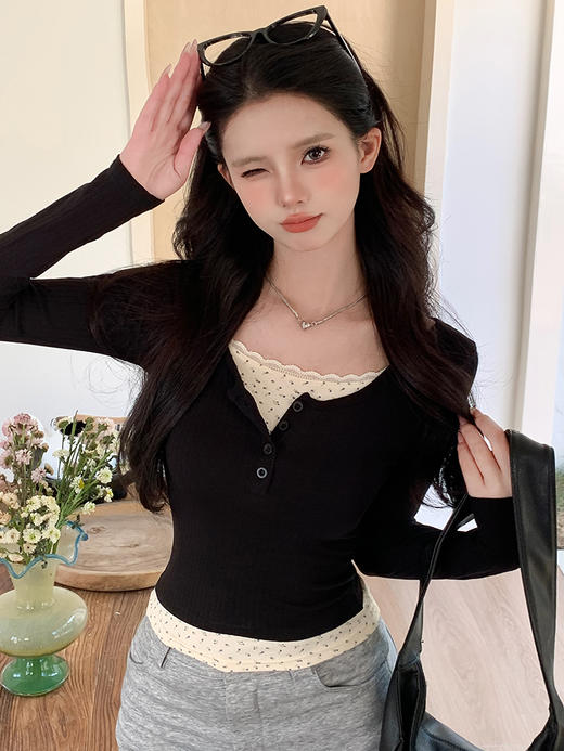 法式碎花假两件针织衫  2025秋冬新款修身显瘦U领高级感打底衫设计感纯欲上衣流行爆款 商品图6