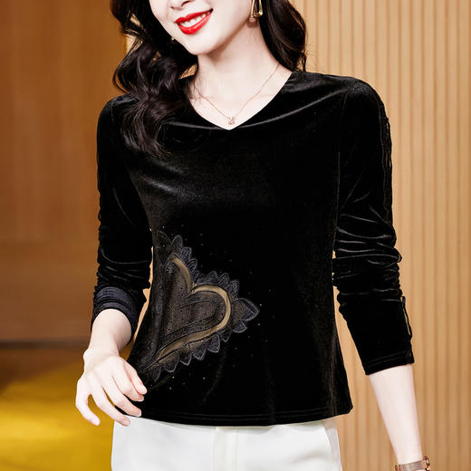 KQL E37M2917新款V领气质丝绒蕾丝拼接长袖打底小衫 商品图1