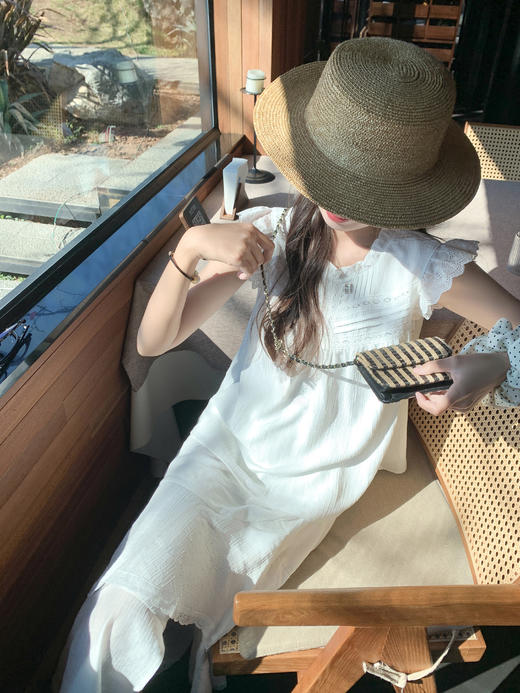 <曾小咸推荐>现货秒杀！微信超特价！花边小飞袖背心 日常139.99 立减70 秒杀69.99！花边拼接半裙秒杀119.99！！ 商品图7