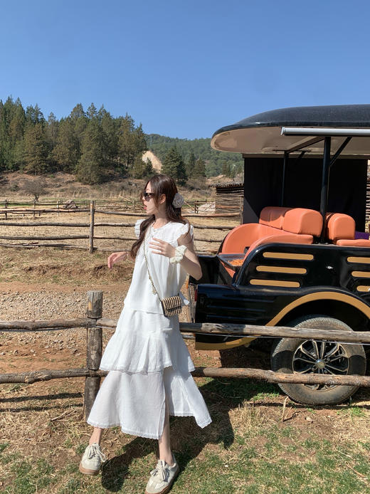 <曾小咸推荐>现货秒杀！微信超特价！花边小飞袖背心 日常139.99 立减70 秒杀69.99！花边拼接半裙秒杀119.99！！ 商品图13