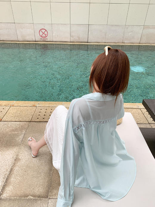 【169元任选2件】最后一波现货！休闲通勤水蓝色宽松长袖衬衫 商品图7