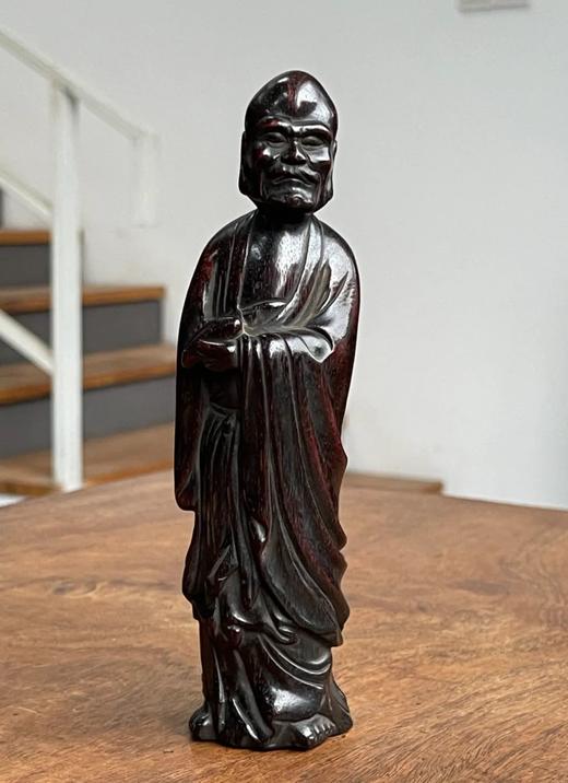 小叶紫檀雕罗汉立像，顺丰包邮 商品图0