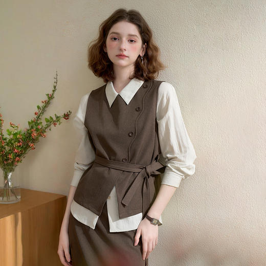 西遇法式高级感气质通勤套装女秋季收腰马甲搭半身裙两件套V3055140（不含衬衫） 商品图2
