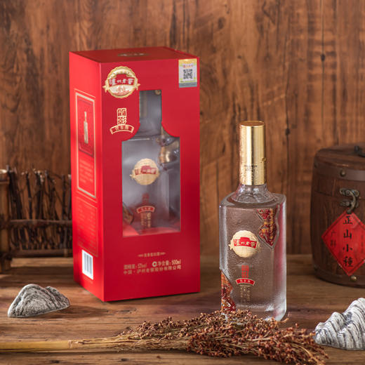【京东直发】泸州老窖简影500ml*4瓶 可扫码验真伪（含2个礼袋） 商品图2