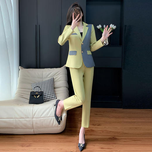 奢姿女装2025新款气质翻驳领职业套装女士灰色拼接时尚西装两件套250082185 商品图1