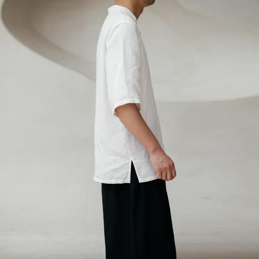 绽放606朵【黑白灰】2025男装汉麻中式精致立领白色中袖直襟小衫 商品图1