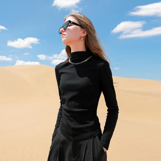 三彩2025冬季新款半高领收腰T恤修身短款抓绒保暖长袖打底衫女 商品图1