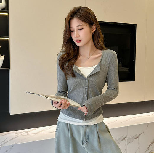 青乔慕染假两件纽扣正肩收腰长袖 2605★ 商品图0