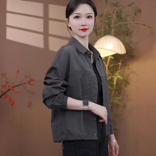 中年妈妈秋款条纹拼接宽松外套G洋气百搭女装大码休闲翻领上衣 商品图1