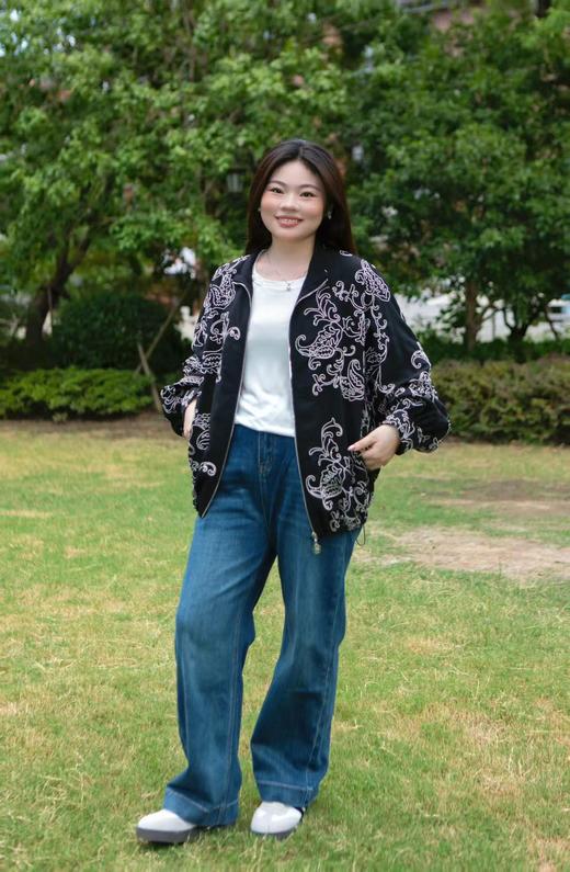 现货，今天发出！【刺绣翻领外套】限量39件，花姐专订！售完不补！下摆抽绳，重工刺绣款，拉链夹克，气质秋季开衫上衣，中长款外套，无弹，底部：100%莱赛尔，装饰线：100%棉 商品图10