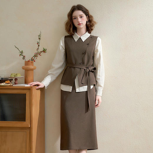 西遇法式高级感气质通勤套装女秋季收腰马甲搭半身裙两件套V3055140（不含衬衫） 商品图0