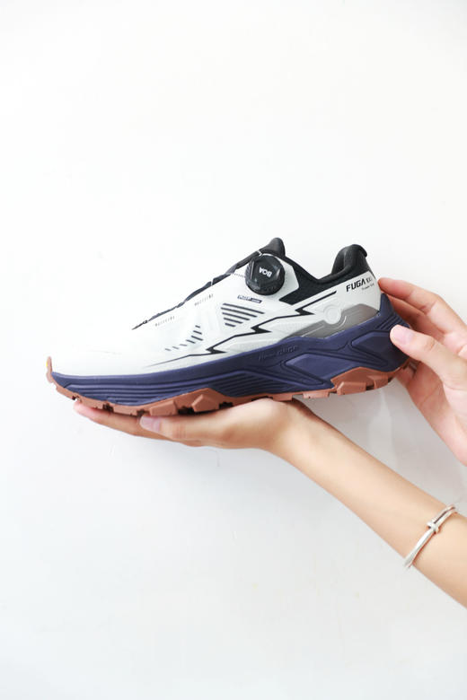 越野天花板，厚底徒步跑鞋。硬核山系抓地防滑透气跑山鞋C082888 商品图10