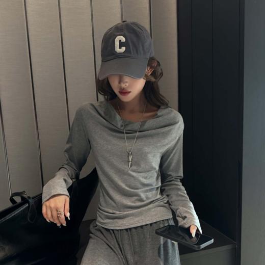 【视觉魔法藏肉款】一字荡领修身长袖打底衫 商品图2