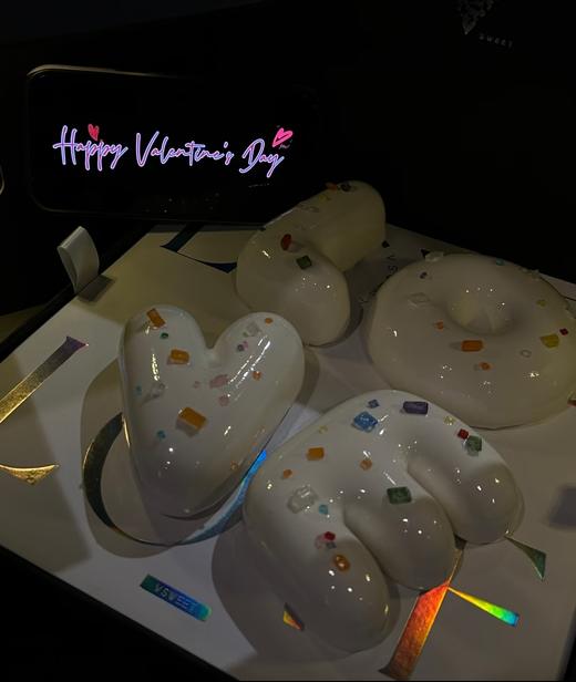 love you【图片展示是礼盒包装】 · 慕斯蛋糕 商品图1