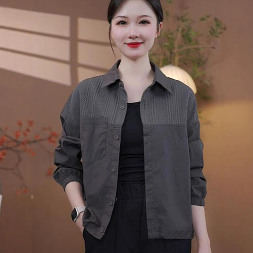 中年妈妈秋款条纹拼接宽松外套G洋气百搭女装大码休闲翻领上衣 商品图0