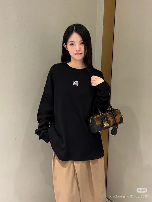 828-1  排他性独家圆正 lew 全明星爆款 宽松廓形 圆领长袖T恤 男女均可 商品图5