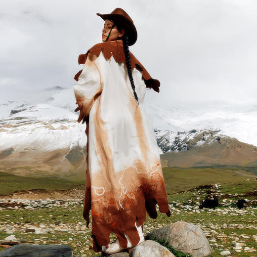 真丝羊绒相拼手工毡女大衣  SJF97W326N 商品图1