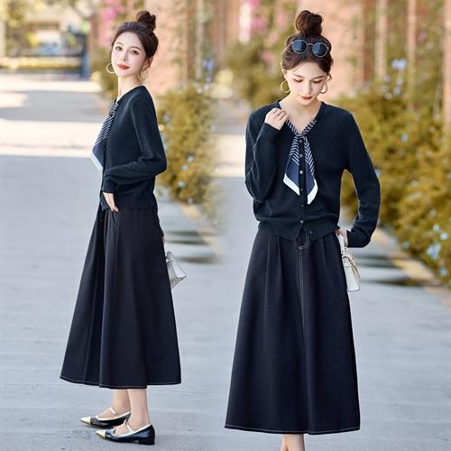 时尚高级感长袖丝巾针织开衫＋高腰牛仔半身裙两件套HR-YM7738 商品图2