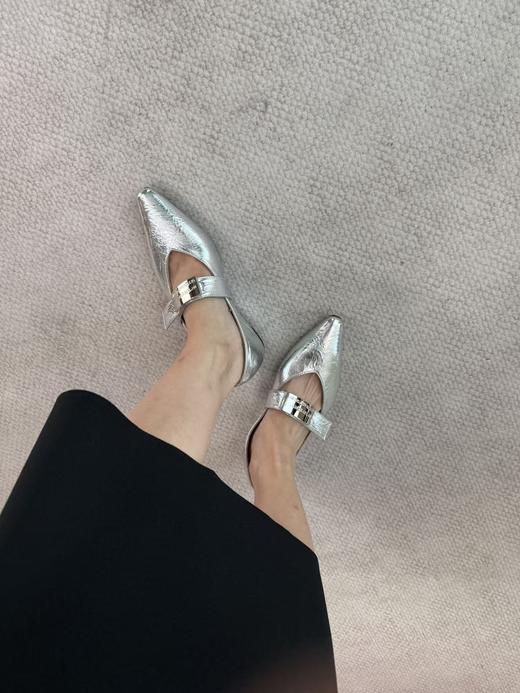 时髦尖子|法式真皮内增高金属扣单鞋 商品图5