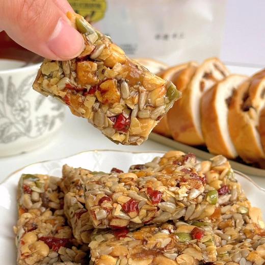 19.9到手切糕王子八宝切糕 非遗传承人&新疆农科院联合研制 匠心手作 添加9种坚果果干 满满膳食纤维+钙 配料表干净基地直邮 商品图0