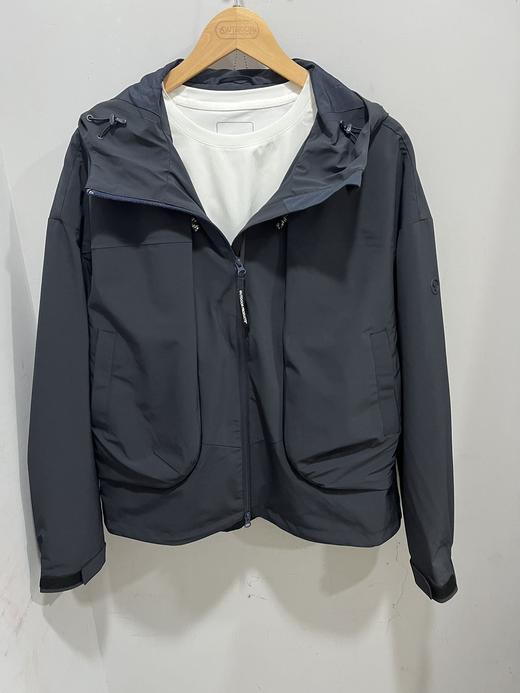 【云粉节】【8折】6楼OUTDOOR户外休闲舒适时尚防风防泼水外套 吊牌价1699元折后价1359元 商品图3