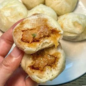 【顺丰包邮】配料干净黑猪小笼包3袋到手58，高定版嵊州小笼包 原料+调料全都精选 匠心手作 二八肥瘦比黑猪肉为馅 当天现做现包 拒绝隔夜肉馅 鲜香浓郁 配料表干净 顺丰基地直邮