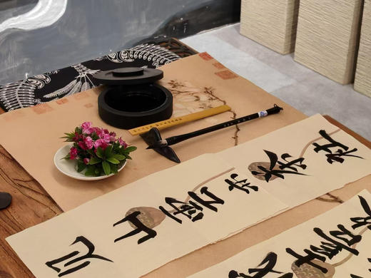 见山云亦茶社-书法雅室（包房四小时+免费停车四小时）【星乐城店】 商品图0