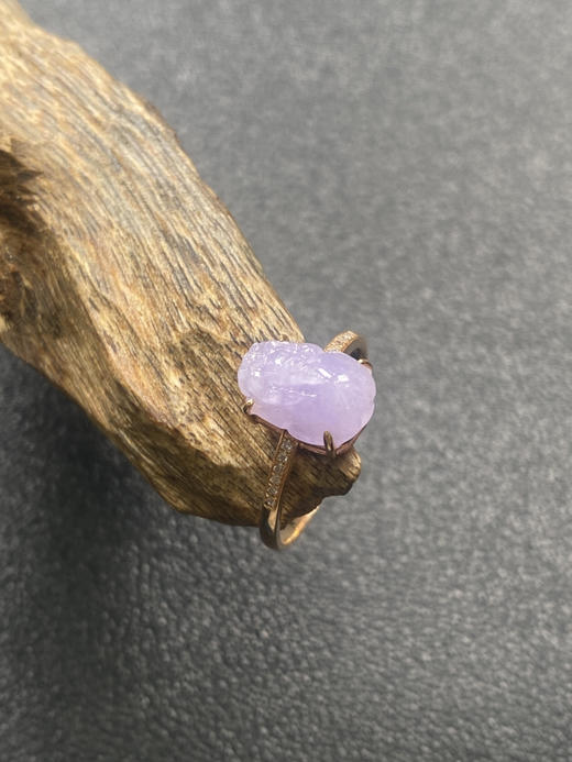 【FC0141】18K镶嵌翡翠紫貔貅戒指 色泽娇艳 款式精致  圈口14 商品图0