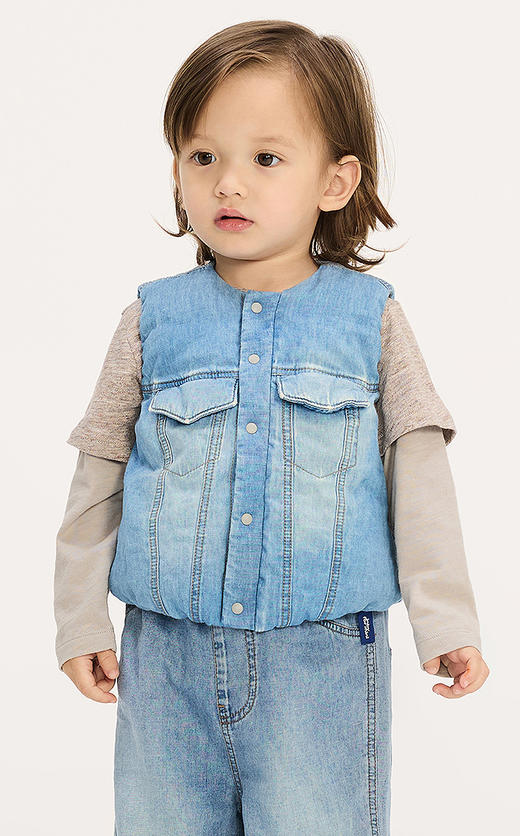 Jnby   25年秋款   羽绒马甲   YP9C10090 商品图3