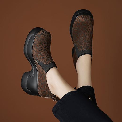 【预售5天】真皮豹纹厚底粗跟一脚蹬深口单鞋小个子女复古女鞋DTN&510-2 商品图2