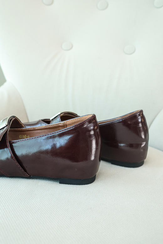 时髦尖子|法式真皮内增高金属扣单鞋 商品图7