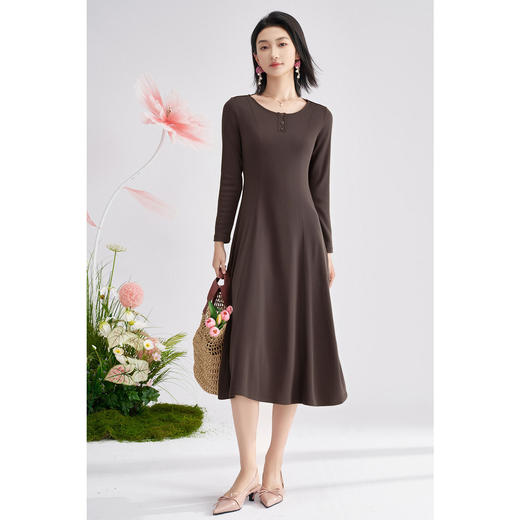 剩S/M/XL 米思阳2026春季新款时髦美拉德圆领连衣裙修身内搭长款裙子女1095 商品图3